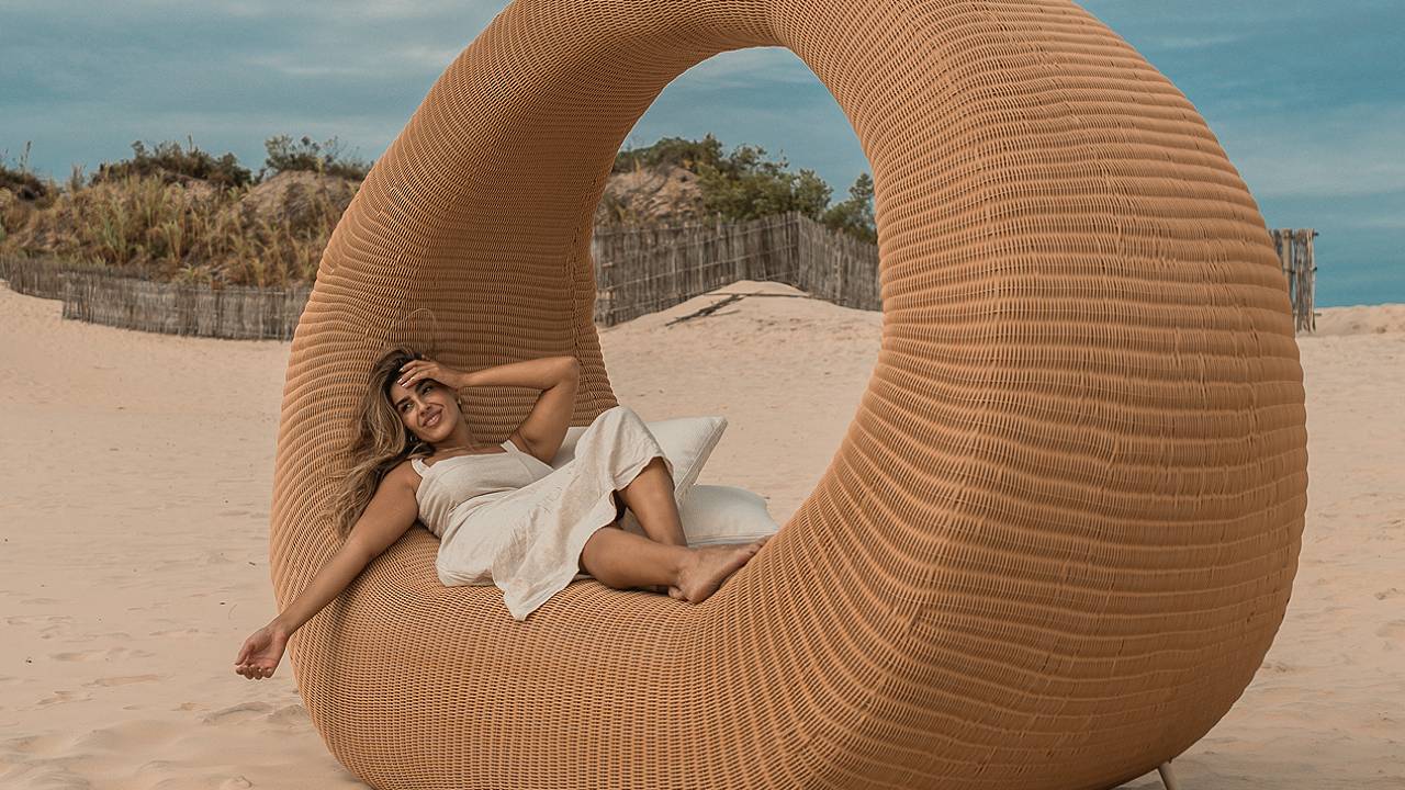 Oasis Chaise Brings Desert-Inspired Design to Outdoor Furniture