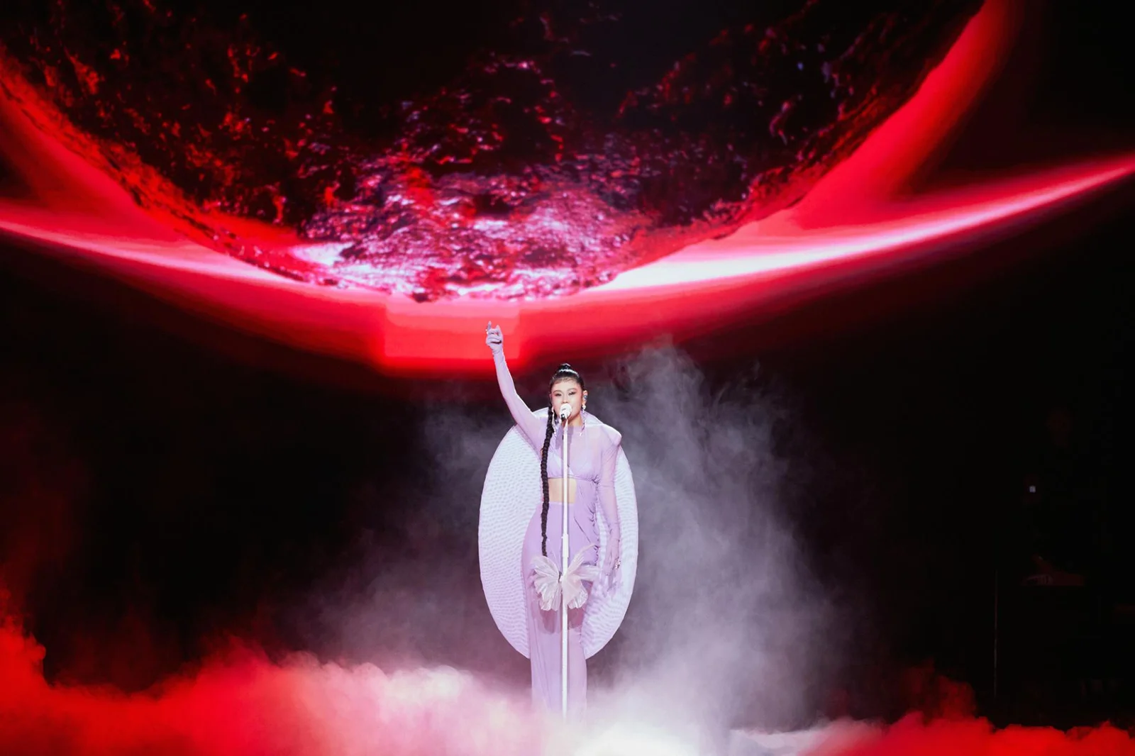 ONCE UPON A MOON: Tia Ray’s Enchanting Musical Odyssey