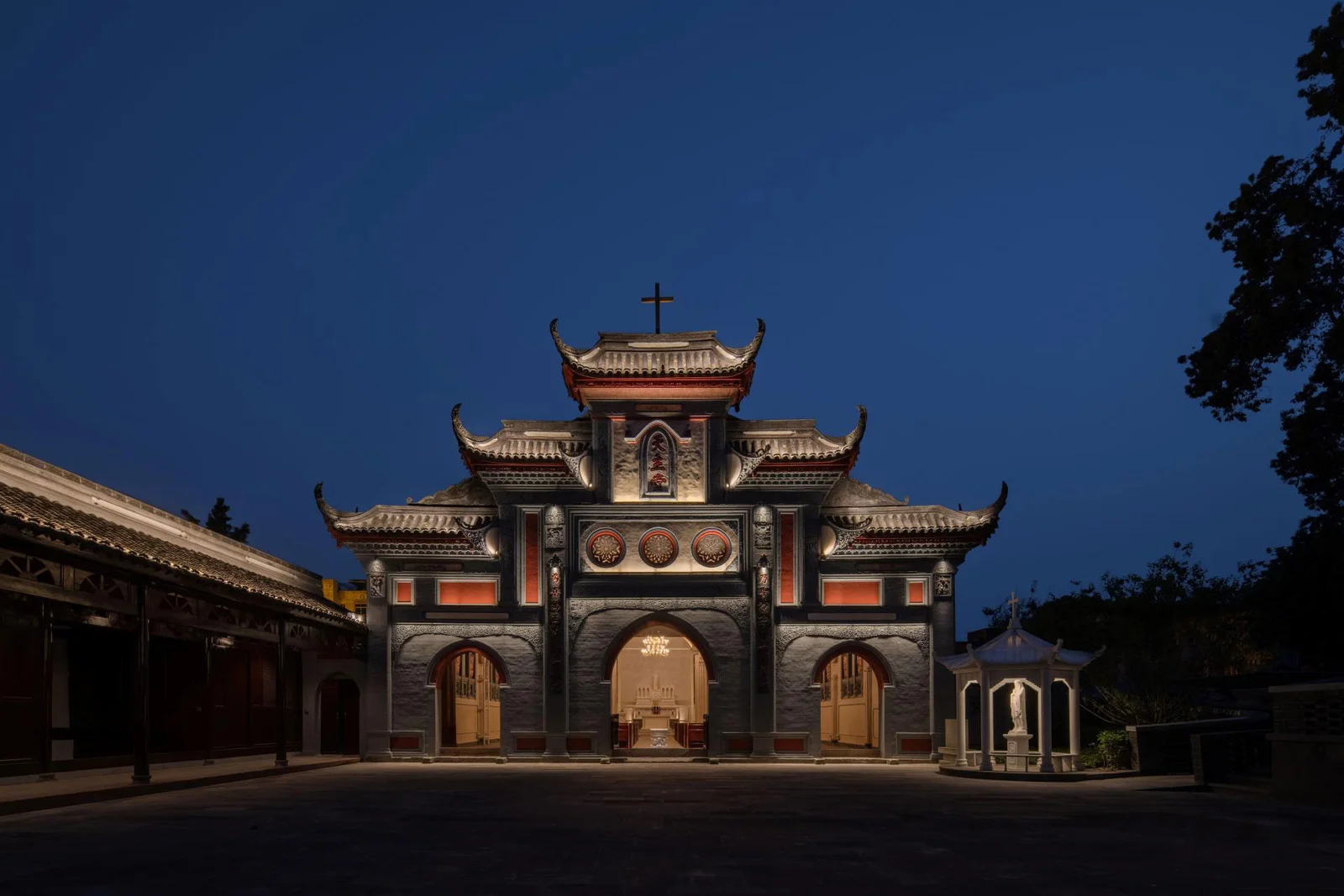 Restoration of the Catholic Church Area of Chongzhou