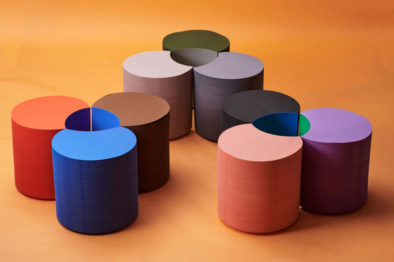 Unleash Your Creativity: The PAPELITH – A Multifunctional Paper Furniture Masterpiece