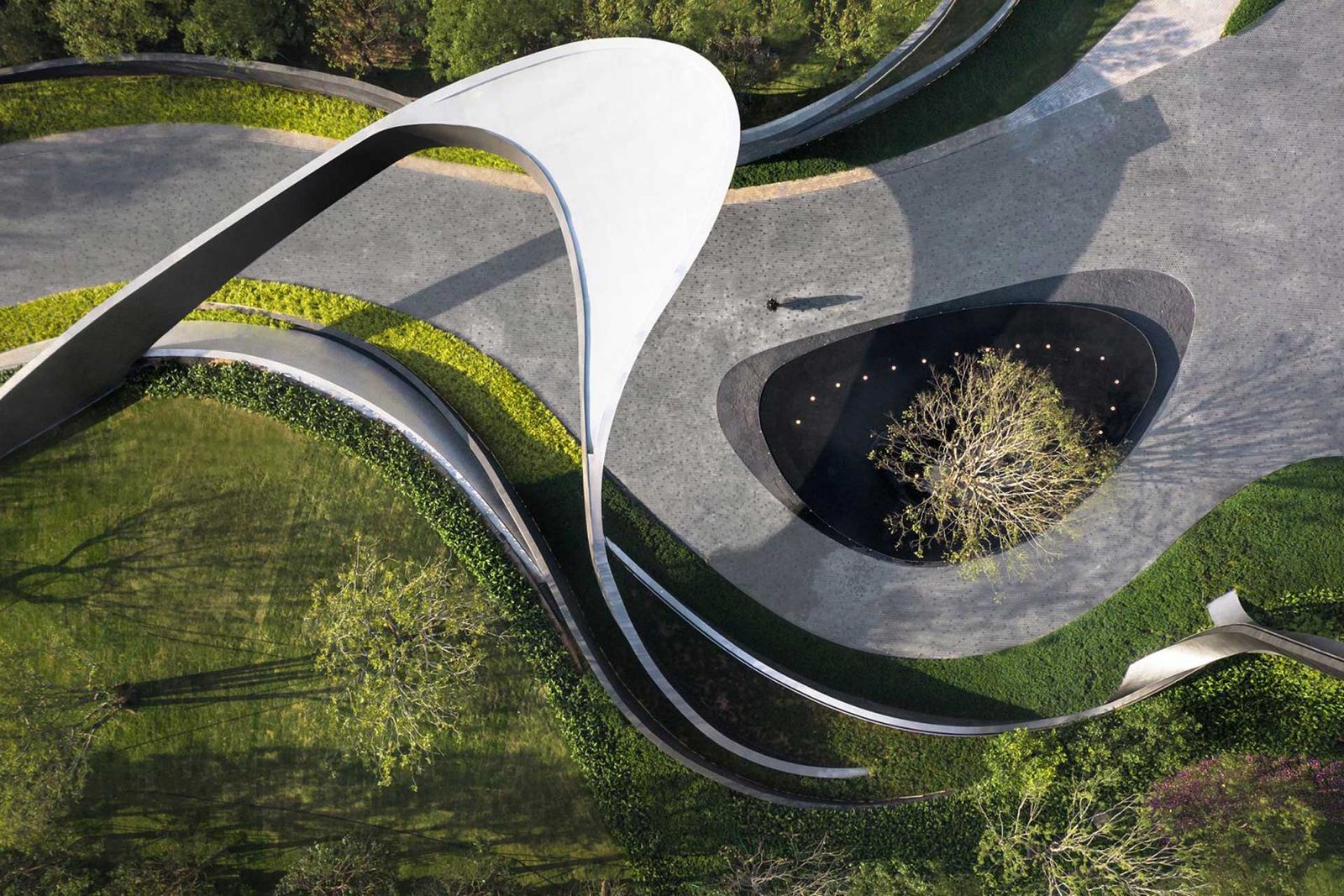 YUEXIU GRAND MANSION- Modern Living Meets Tranquil Nature