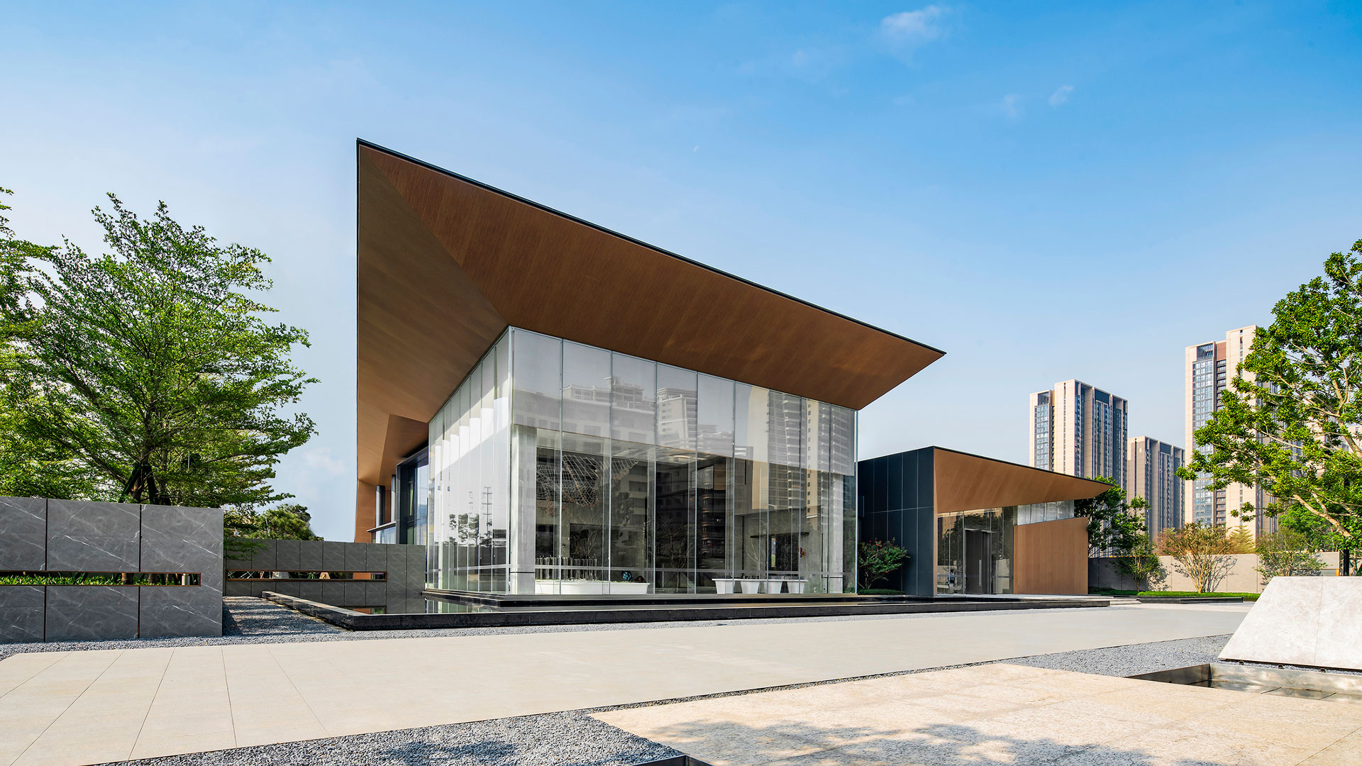 Fukang No.1 City Hall is Elegantly Built with a View