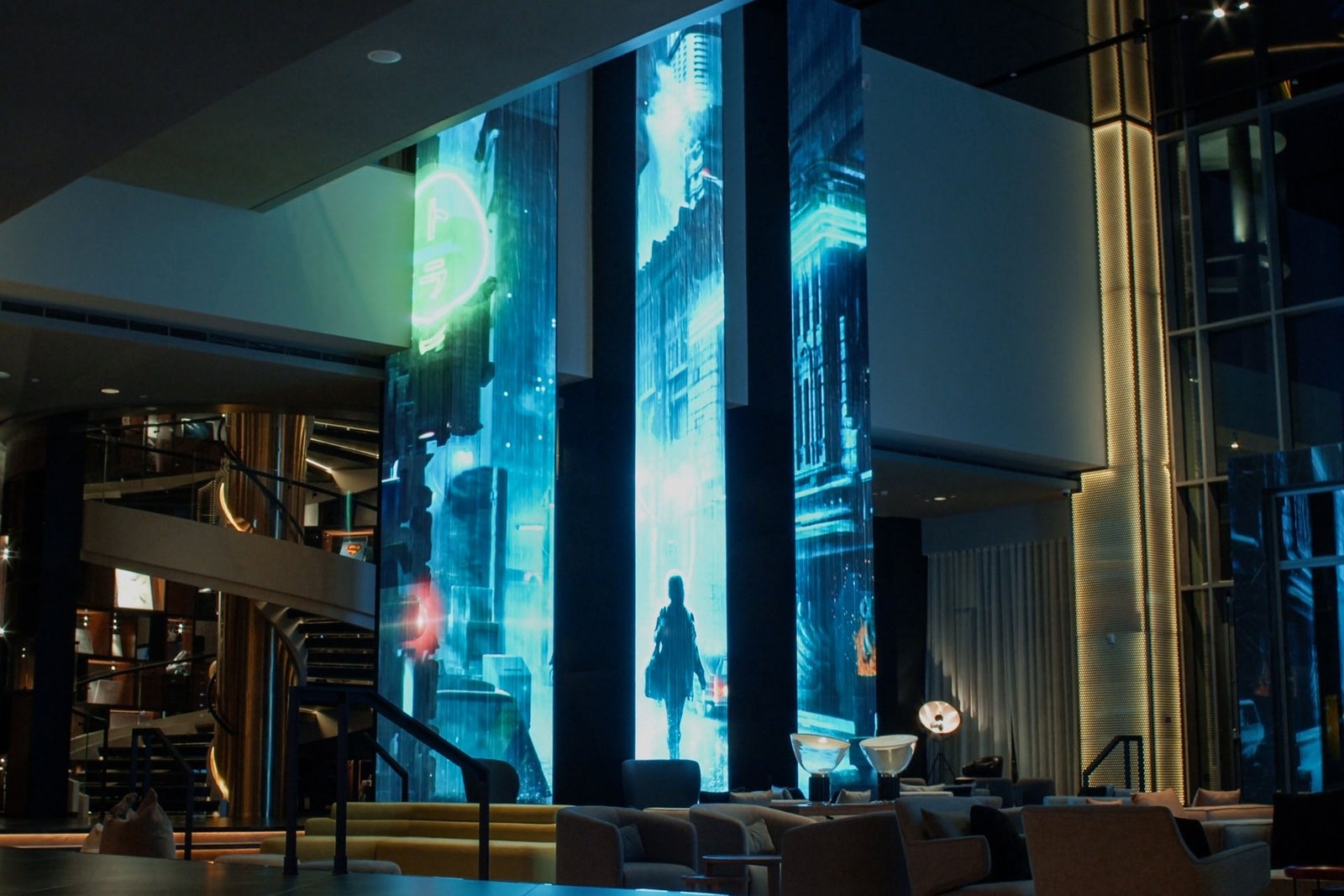 Step into the Spotlight: The WB Abu Dhabi Hotel – Where Hollywood Dreams Come Alive