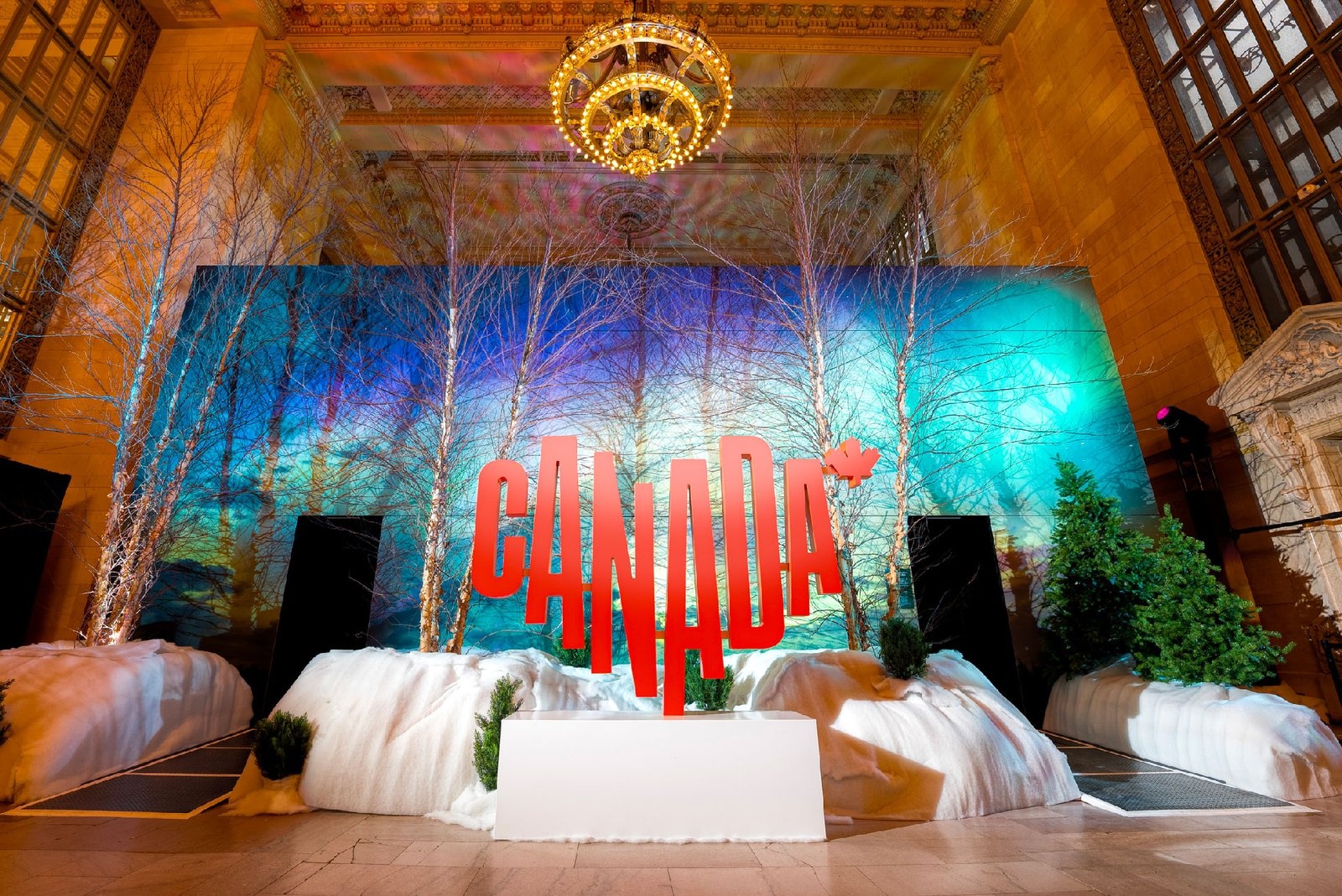 New York Gets A Beautiful Glimpse Into the Northern Lights