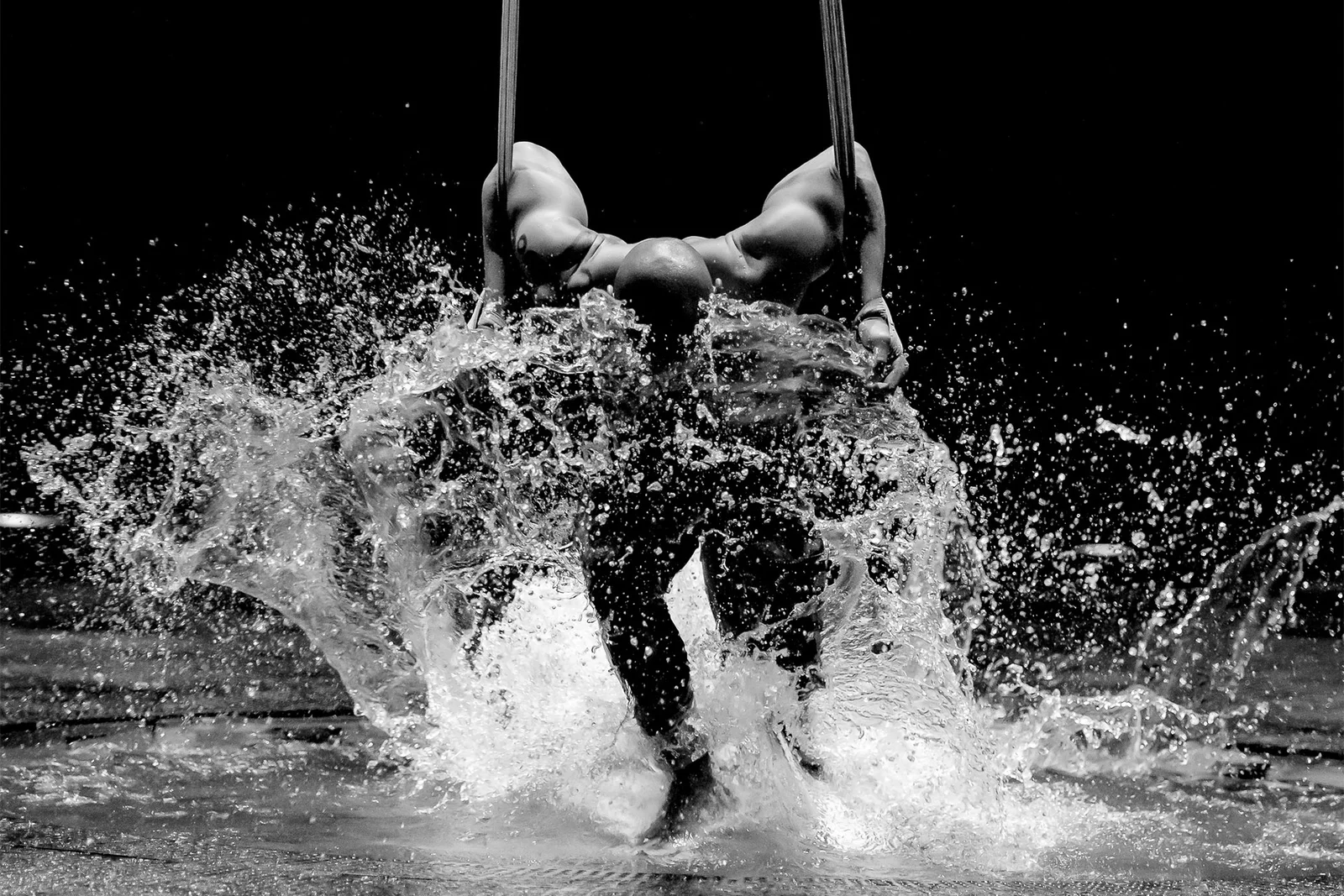 Water & Light | A Visual Spectacle