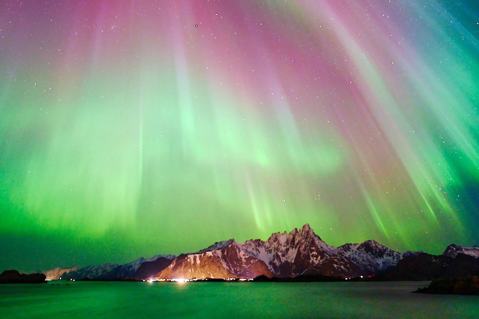 Aurora Butterfly | Captured by Chien-Hsuen Chen
