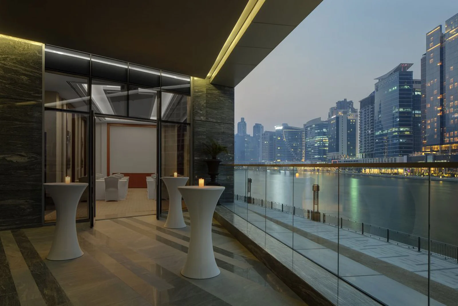 Grand Millennium Business Bay: Luxury Unveiled in the Heart of Dubai