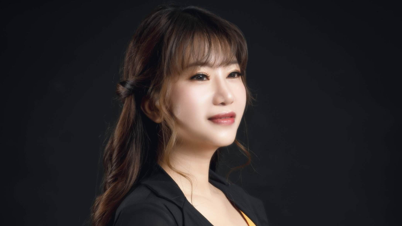 Min Jun Liao Interviewed and Shares Her Winning Design - The Vein of Light (光影石語)