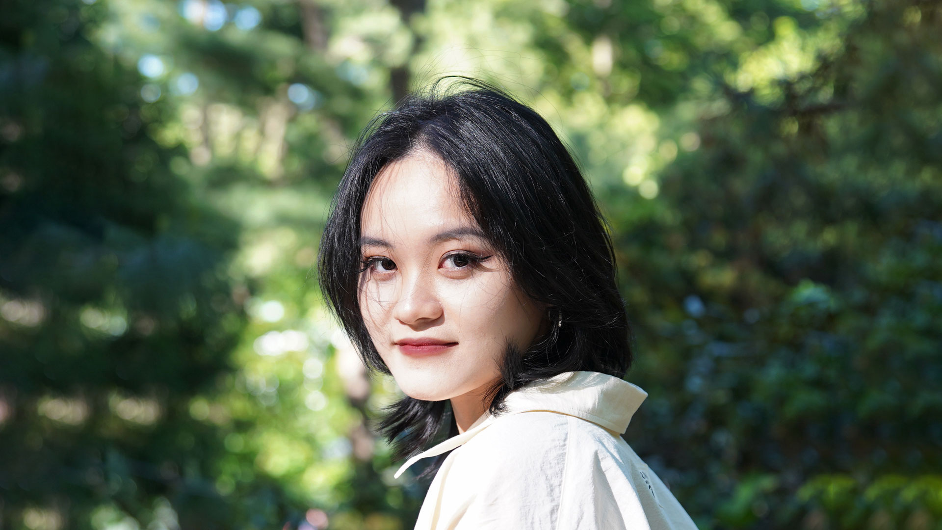 PeilinLi on Building Emotion-Driven Rebrands Through Visual Storytelling