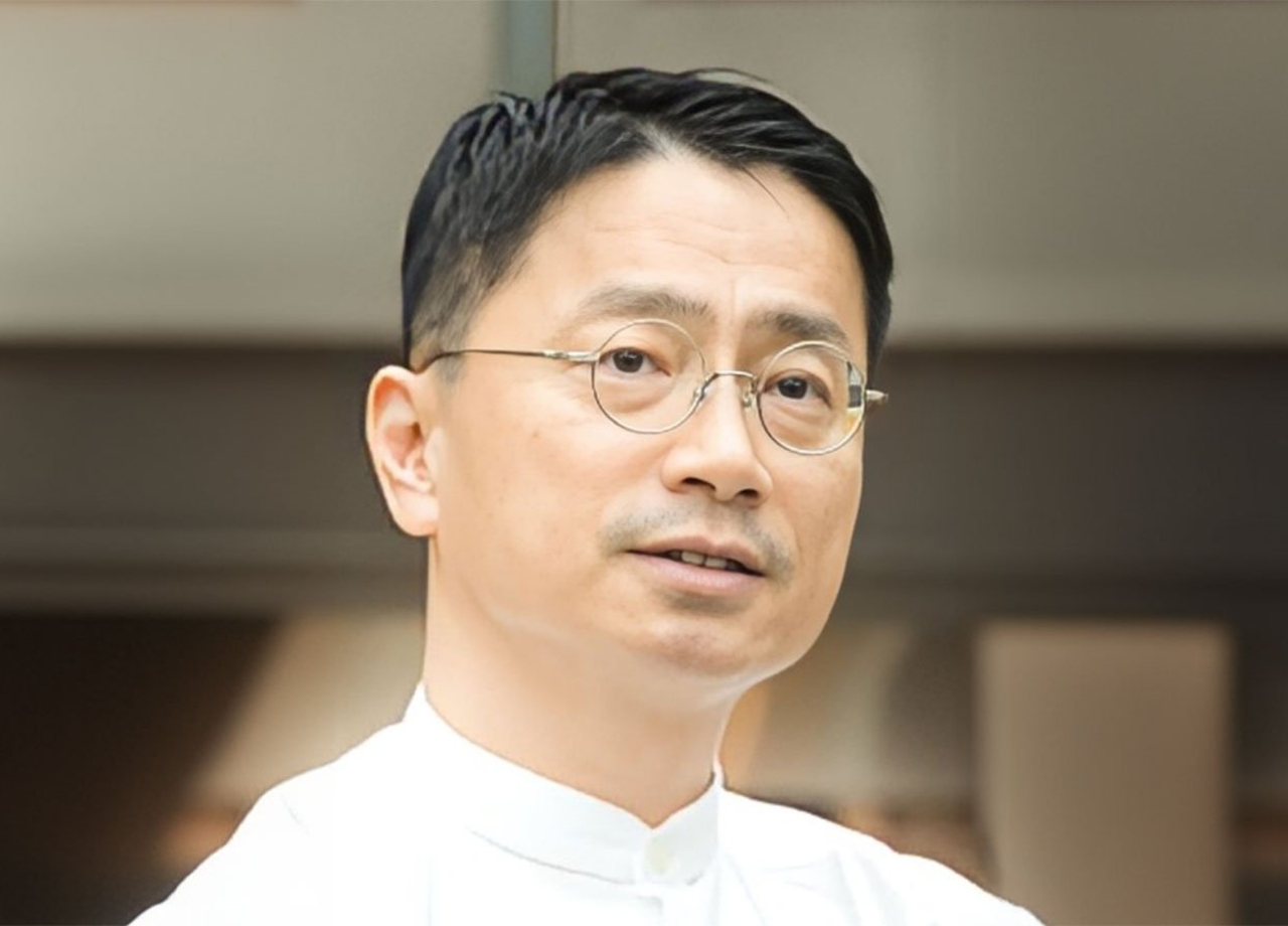 Choreographing Metal: The Sculptural Language of Jason Shih