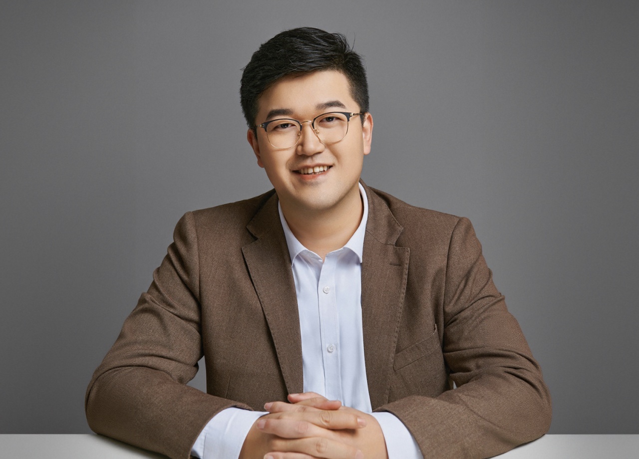 Designing for Long-Term Impact: Xin Wei’s Vision for Responsible Design