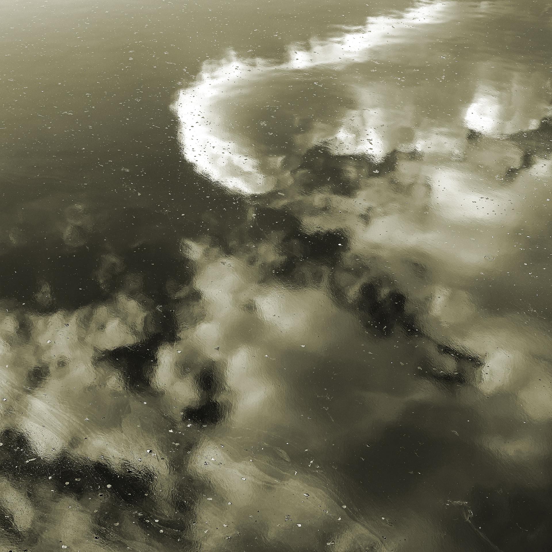 Liquid Echoes