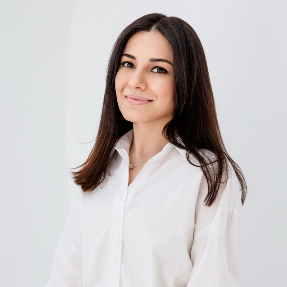 Zarina Majidova Explores Future-Oriented UX Through Ottera Health