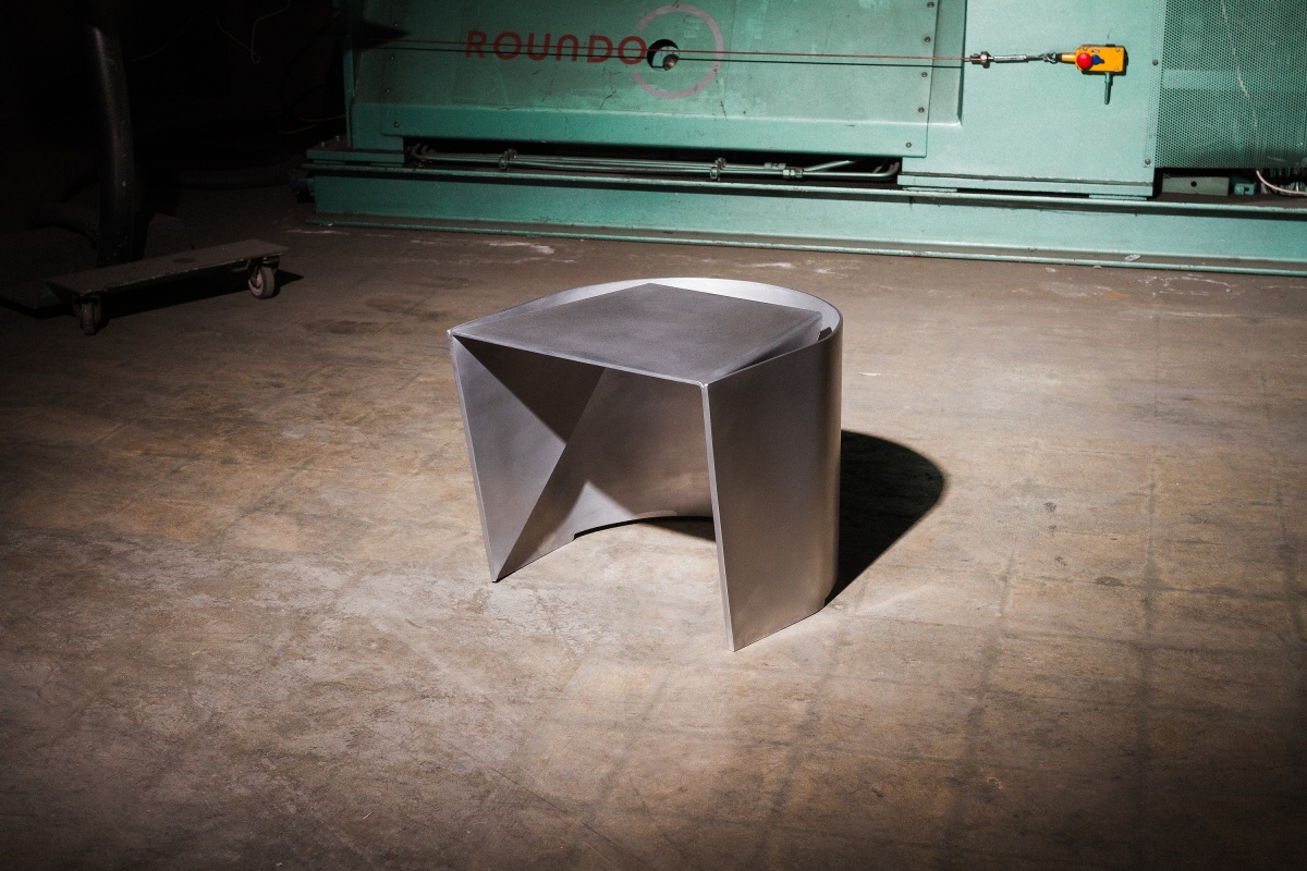 Uni Side Table