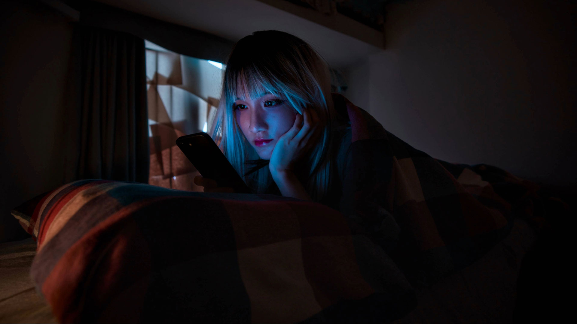The Creative Vision of FURY: Photography Rooted in Emotion and Imagination