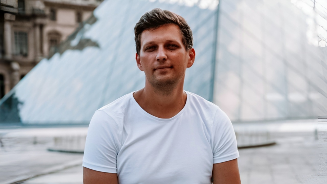 Dizz Agency Founder, Volodymyr Ozirnyi Shares His Creative Value Through Design