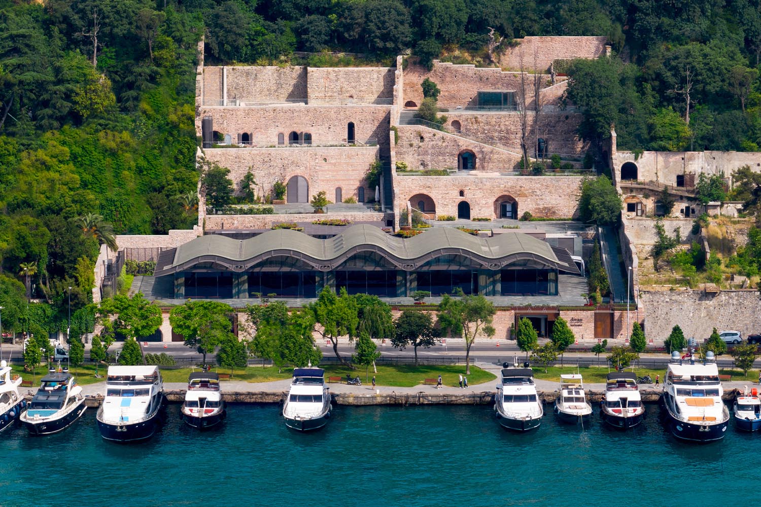Divan Kurucesme