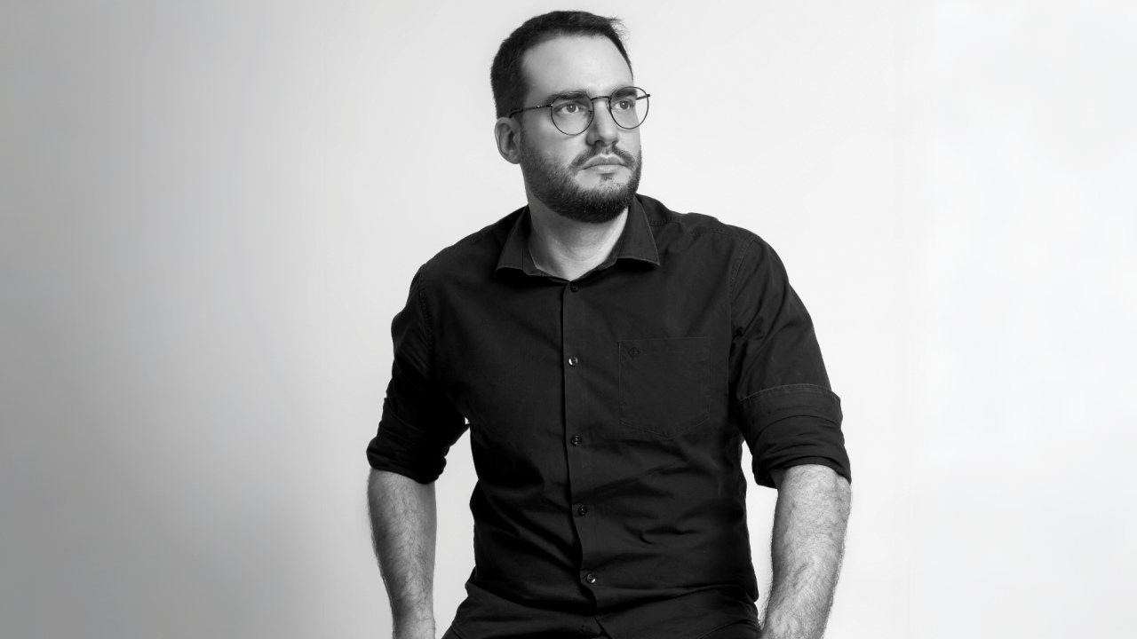 Architecture at the Intersection of Art and Engineering Together with Rafael Castro