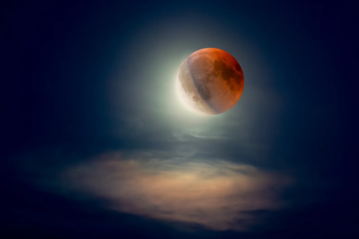 Newborn Moon