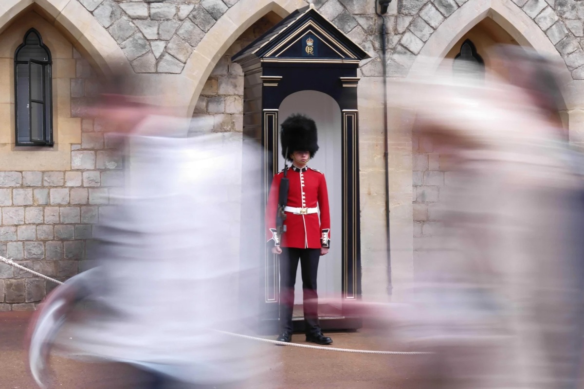 Windsor: Eternal Stones, Fleeting Moments