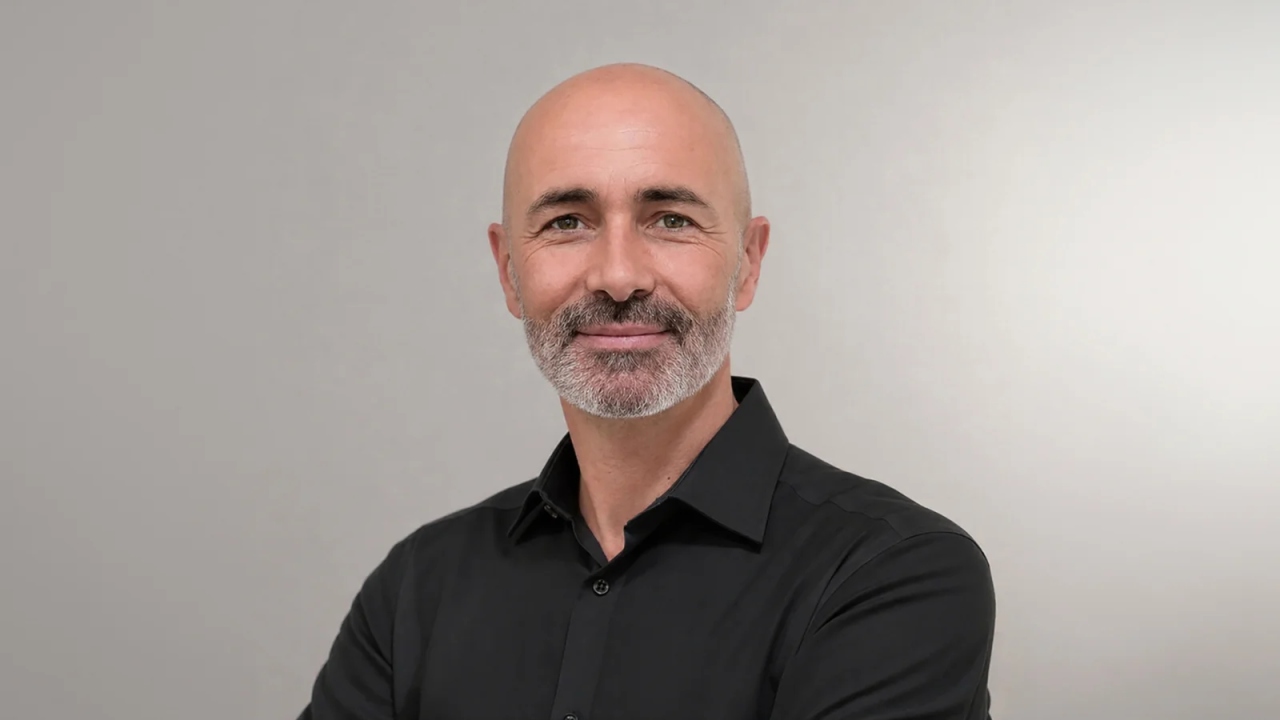 Roberto Pazzi: Turning a Passion for Travel into Award-Winning Category Winner of the Year