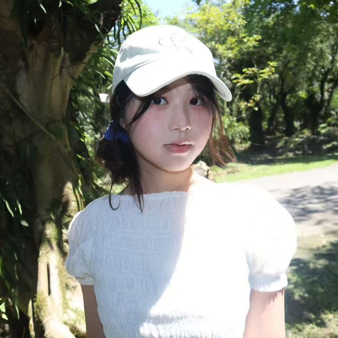 Yuxin Sun on Mantle of Landscape and the Tension Between Restraint and Vitality