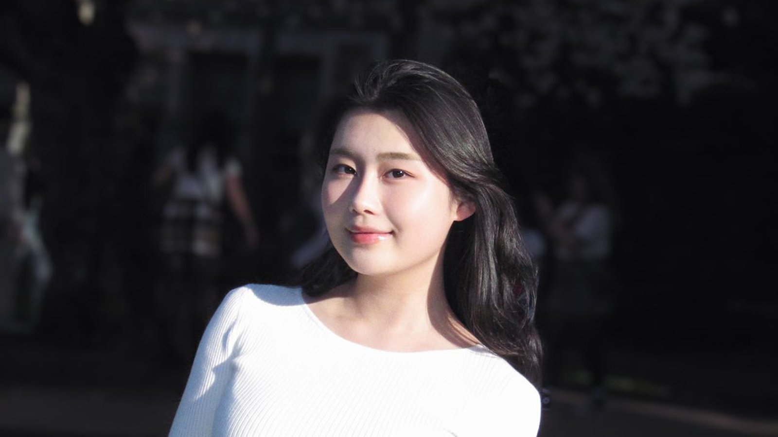 Shaping UX Through Visual Thinking: An Interview with Maomao Ding
