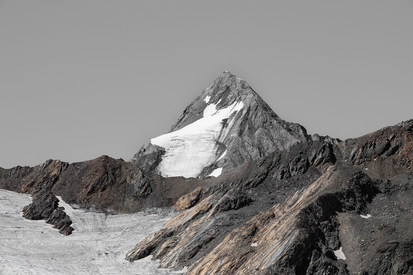 0,32m THE GLACIERS ARE MELTING | European Photography Awards