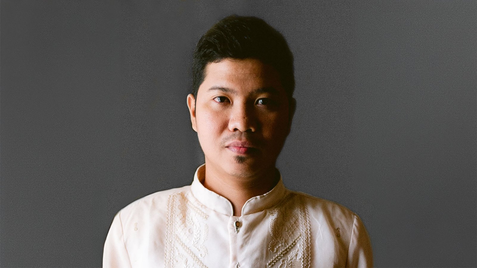 Interview with Jan Bais | A Seasoned Designer with 8 Years of Experiences from Digital Renegades