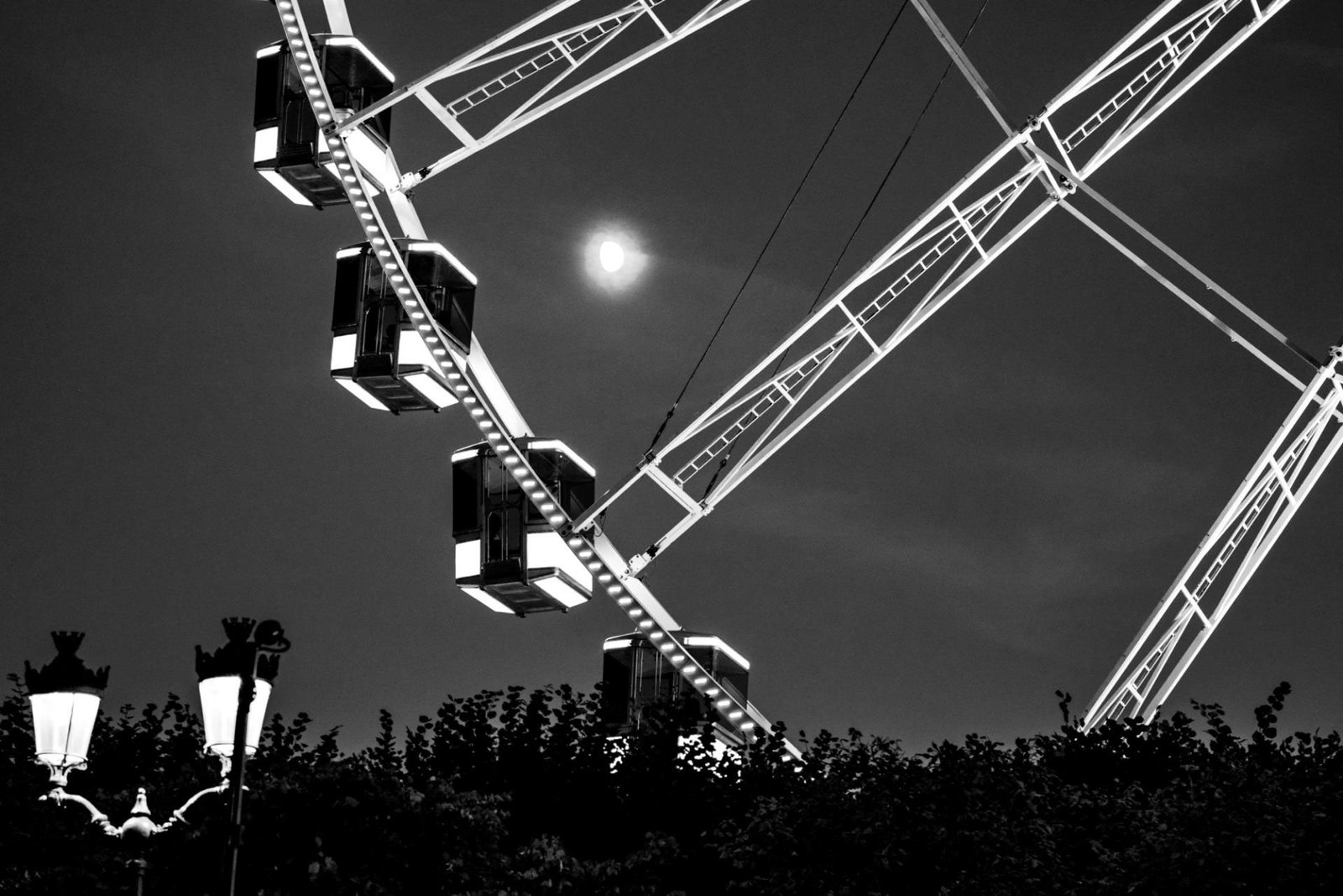 Ferris wheel in the moonlight | 2023