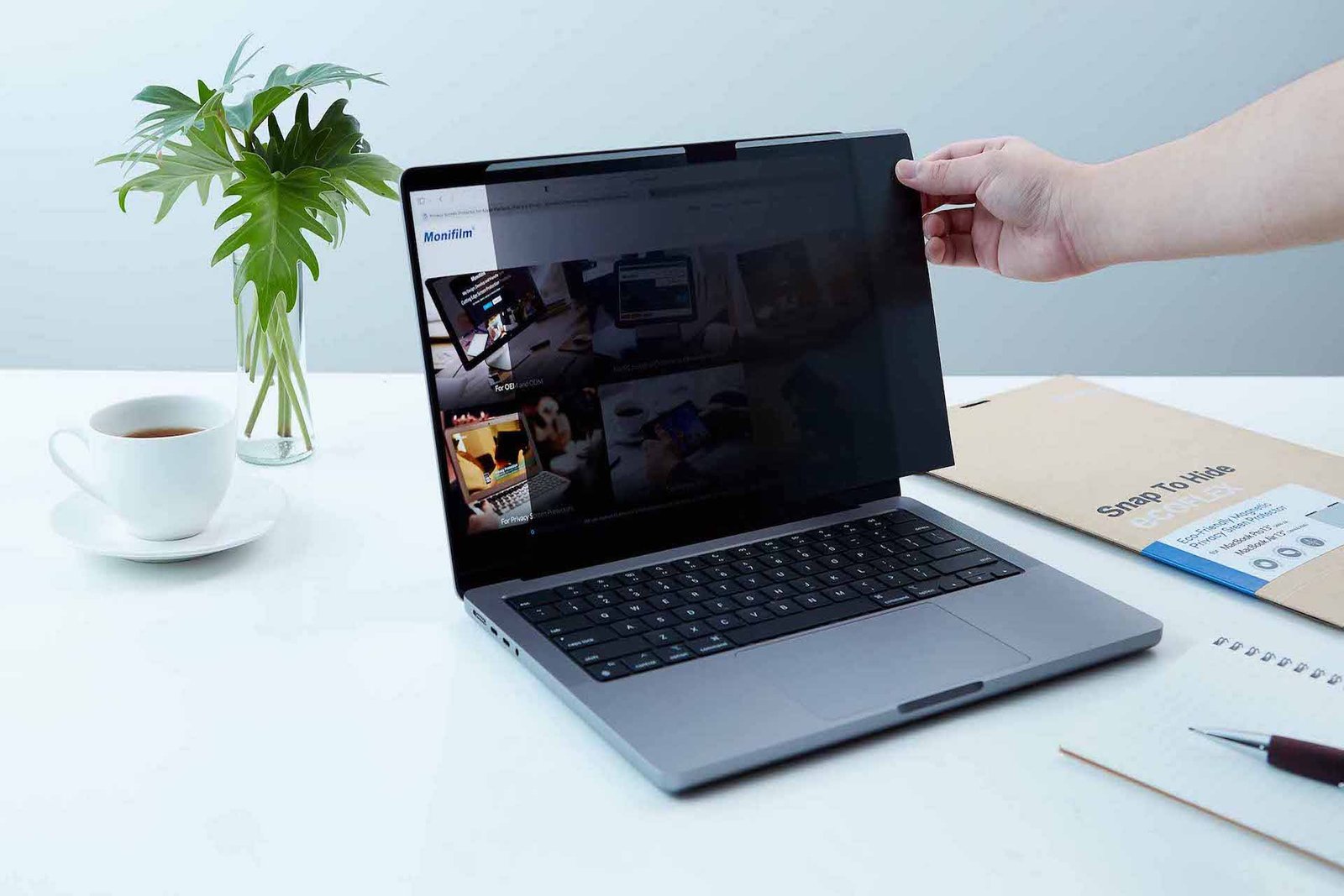 Monifilm ECO-Flex Magnetic Privacy Anti-Bac Screen Protector | 2023