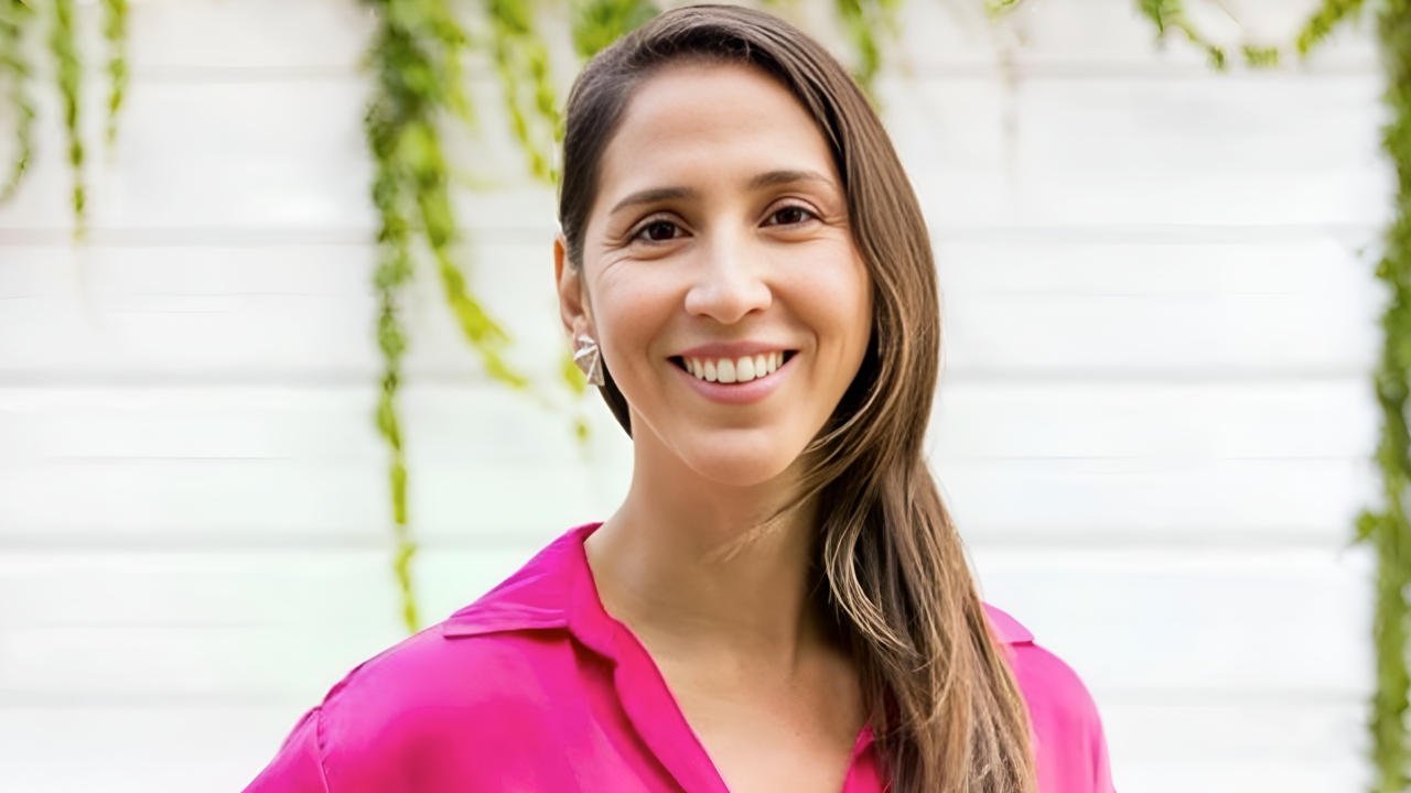 Interview with Mara Villegas from United States