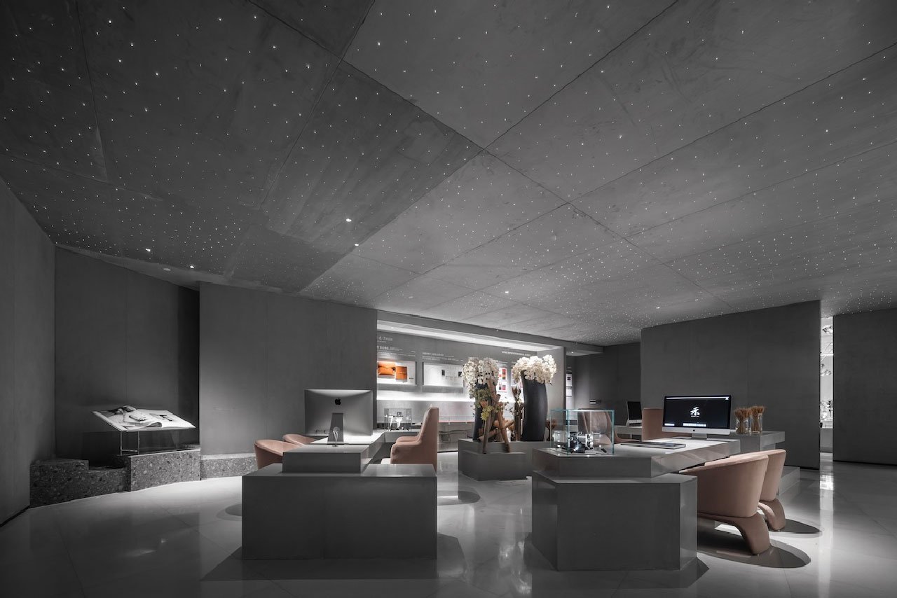 AVIVA Photo Art Center | 2022