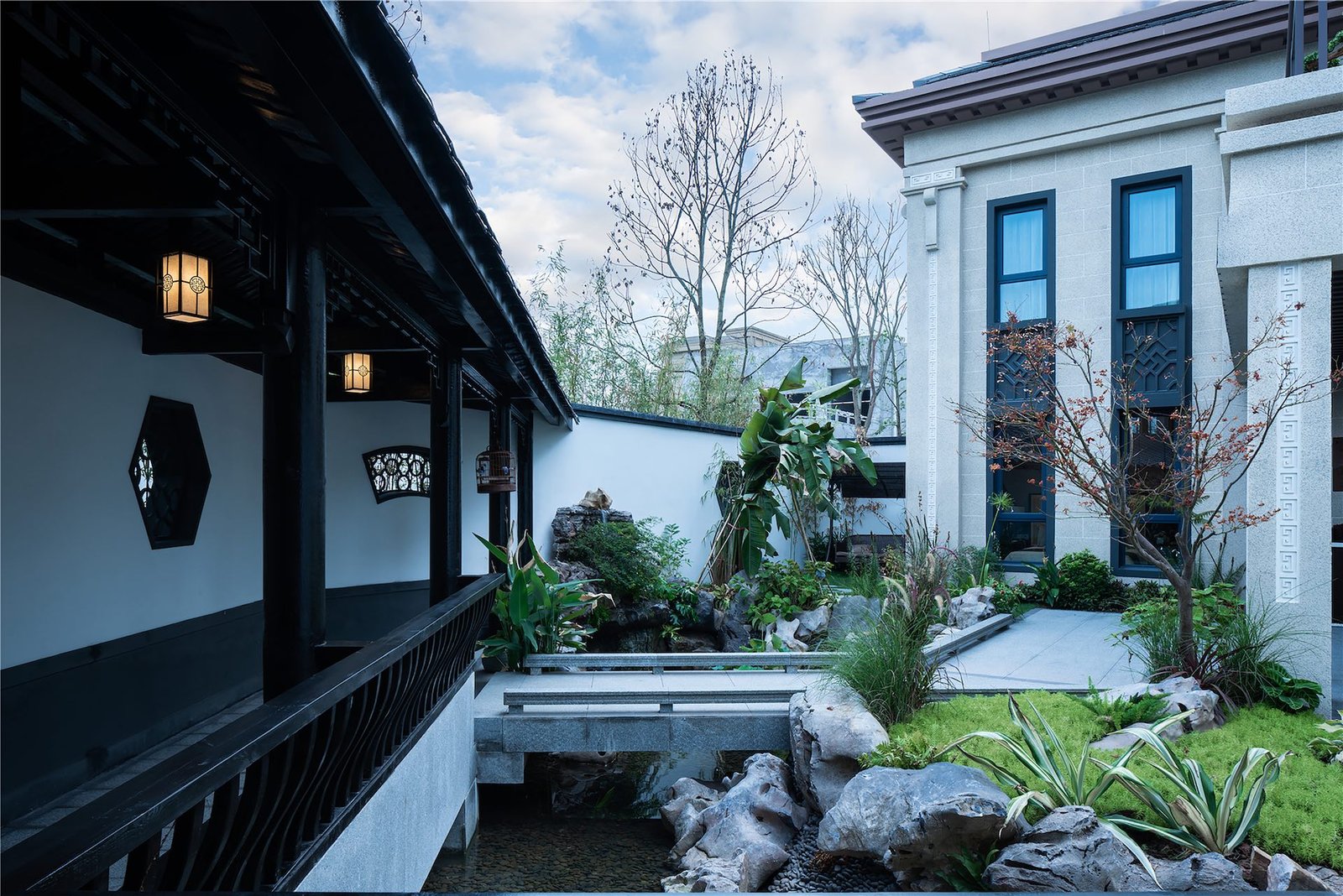LEXIN PHOENIX COUNTY COURTYARD VILLA MODEL HOUSE | 2021