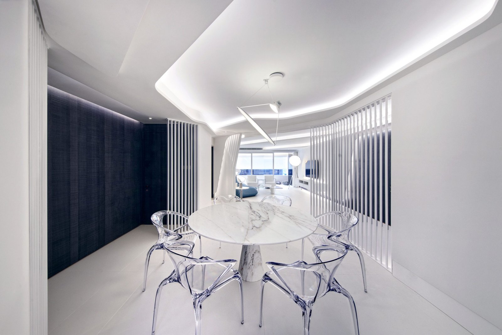 A white jade on the Blue Pool Road | 2020