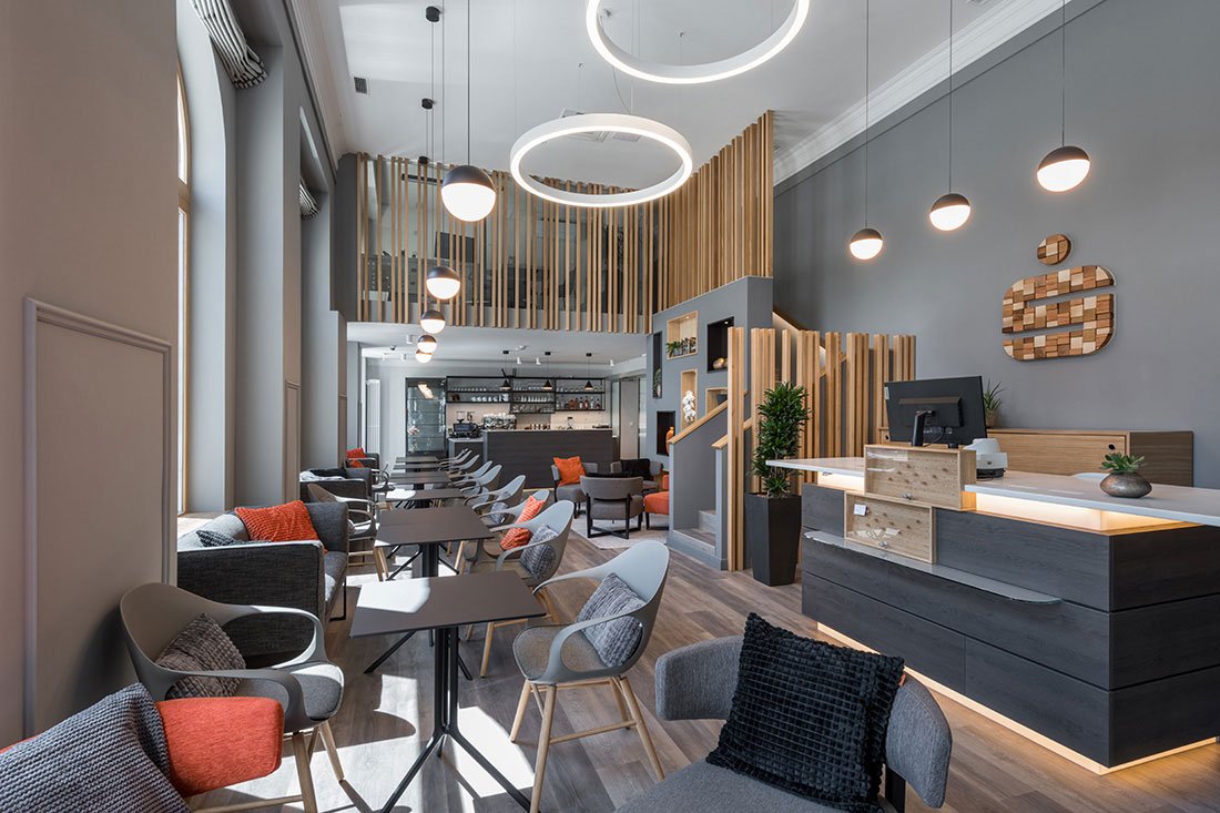 Bank in a Coffee shop or coffee shop in a Bank | 2019