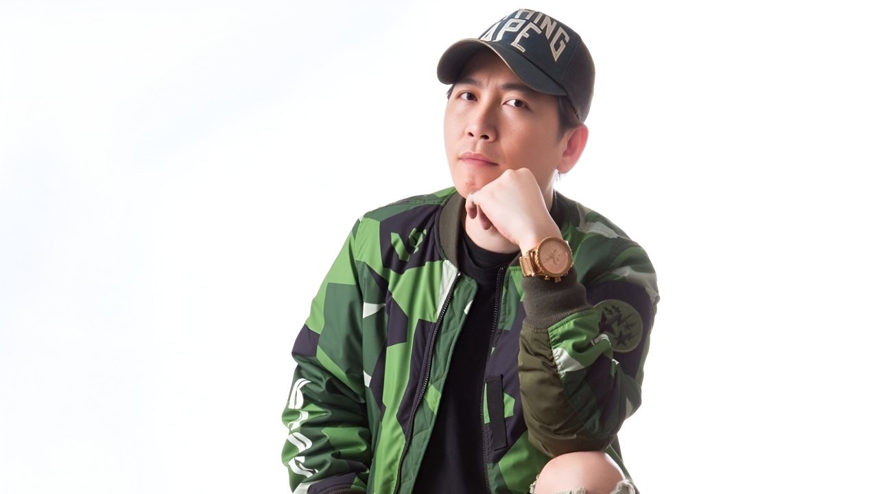 Wei-Ting Chen Displays Balance Where Beauty Meets Power