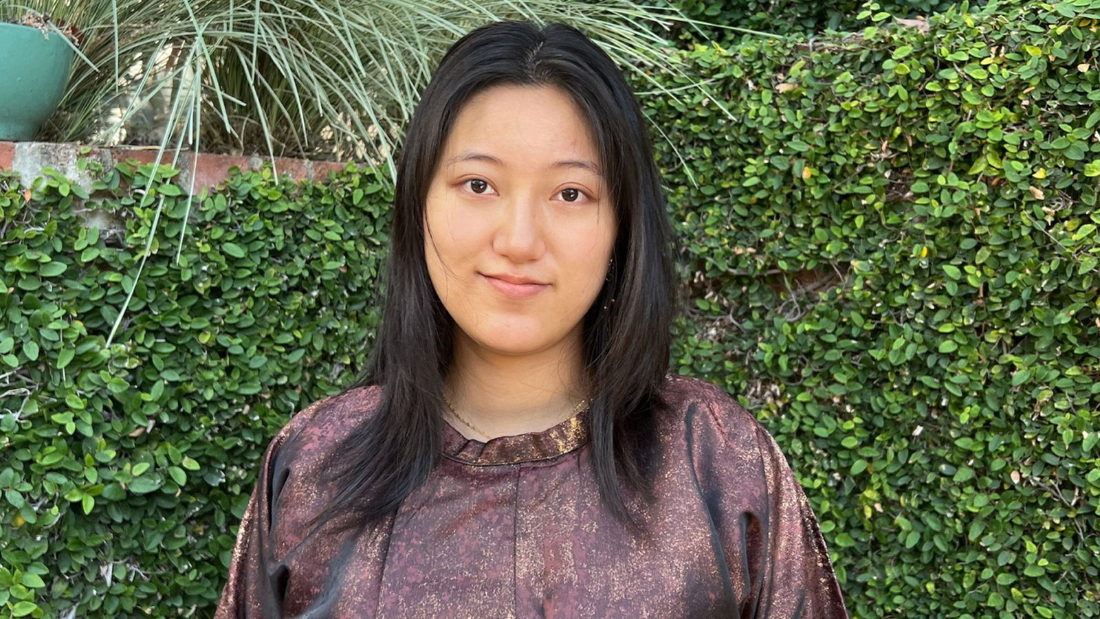 Building Online Identities with Danting Li of SparksGlo