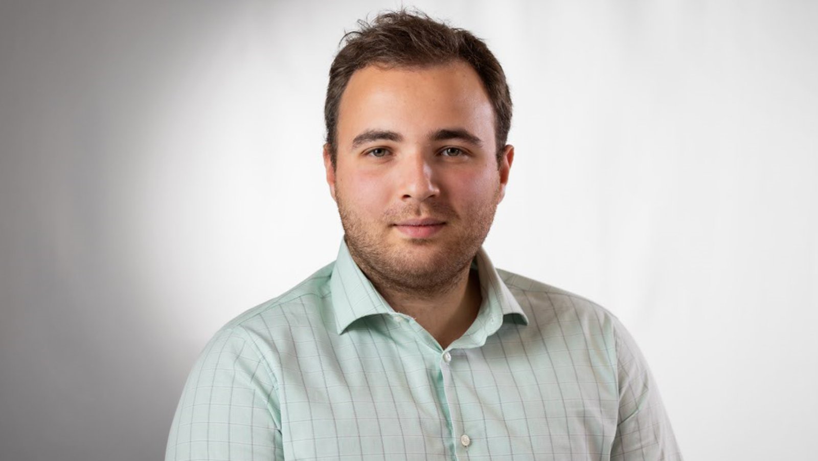 Aliberk Senbas Reveals the Vision Behind Formzee: Designing Intelligence