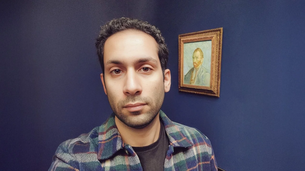 Between Permanence and Passage: The Photographic Vision of Mohammadreza Domiriganji