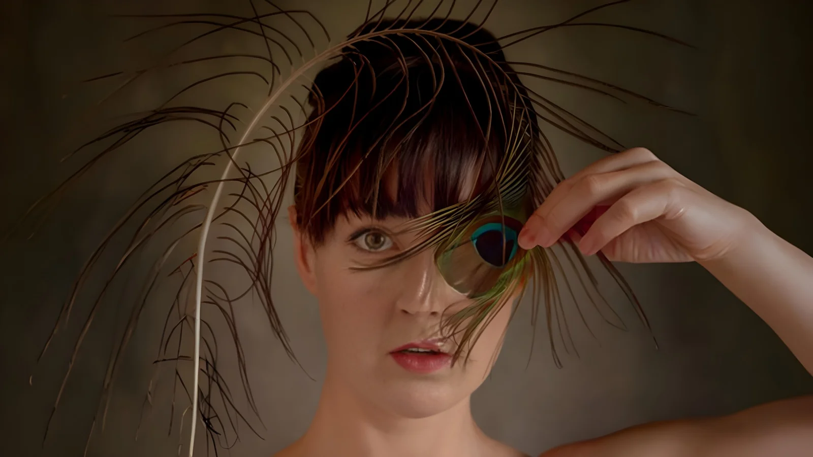 Zoe Smythe Captures Timeless Elegance with a Vintage Twist