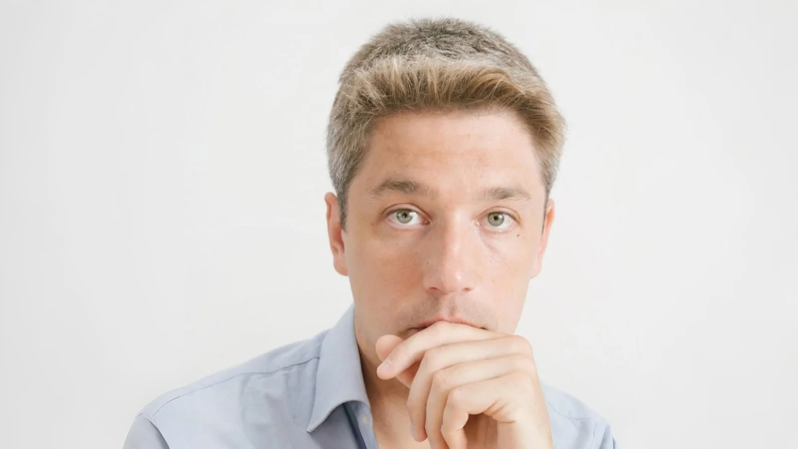 From Stage to Shutter: The Visual Language of Marco Di Coscio