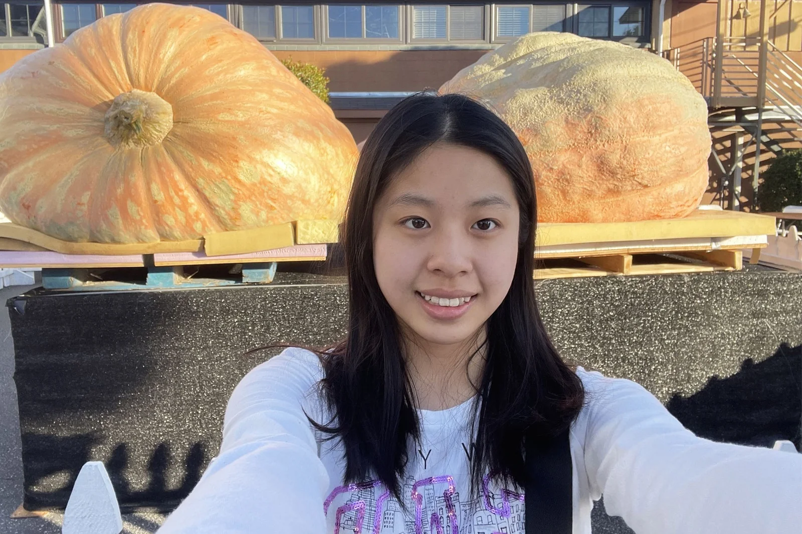 Seventeen & Seeing Differently: Mia Lin’s Unique Perspective on Photography