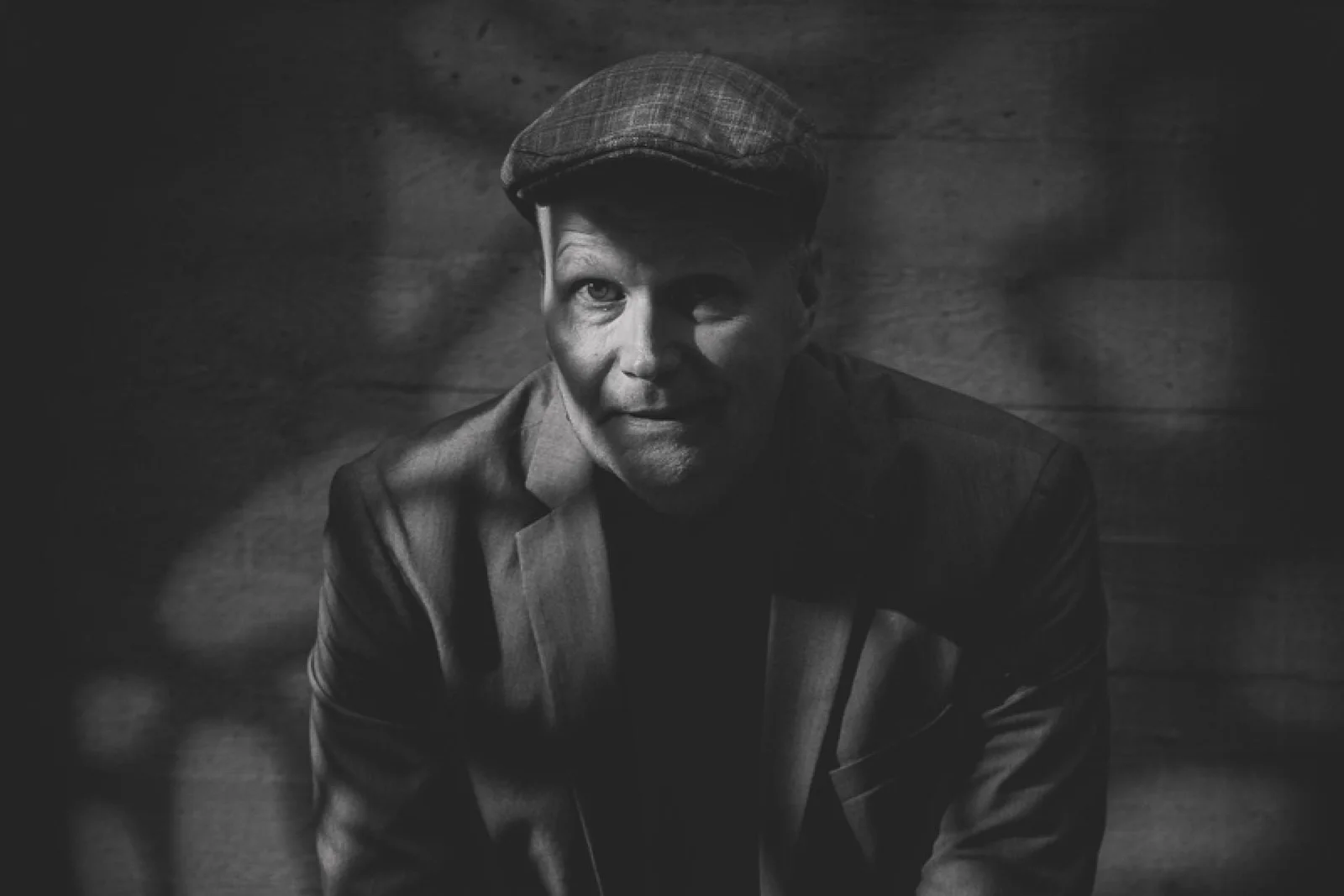 Simple light, powerful expression | Global Photography Awards