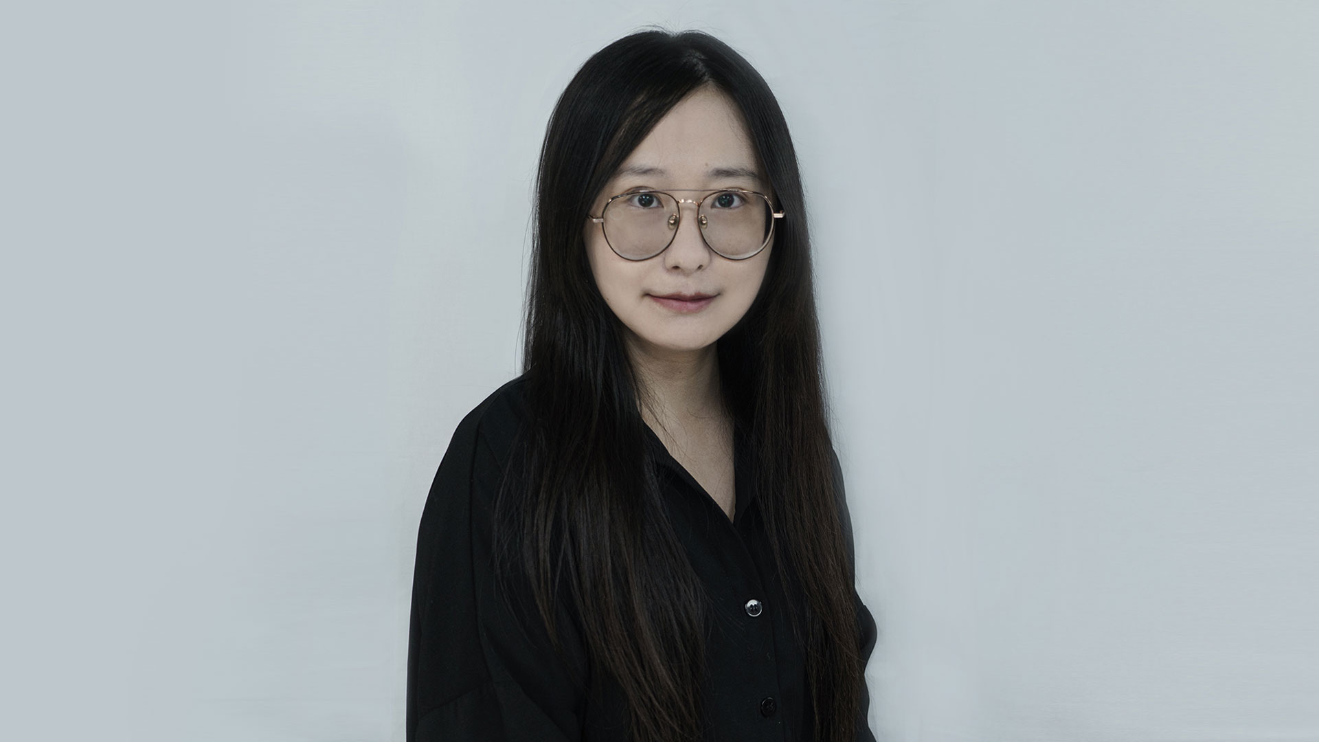 Yicheng Zhu Explores Divinity and Corruption in Trace of Gold