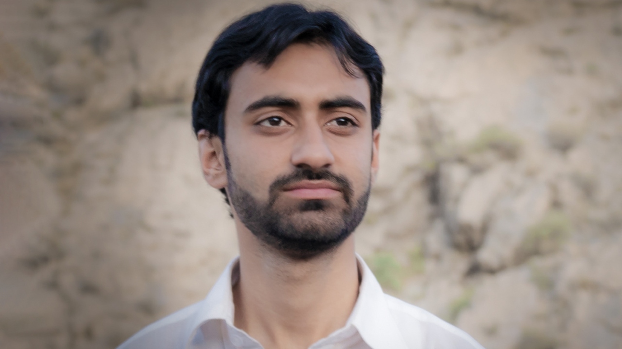 Stories in the Sand: Arbab Naimat Kasi Views the World from Above as Art