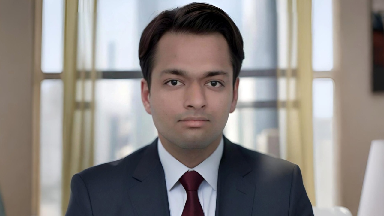 Interview with Karthik Vallamsetla | Crafting Innovative & Responsive UI